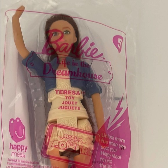 McDonald's 2015 Barbie Life In The Dreamhouse Teresa Toy Doll #5 - Picture 1 of 3